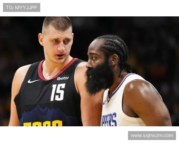 16日勇士与掘金激战直播全程回顾及精彩瞬间分析 16日勇士与掘金激战直播全程回顾及精彩瞬间分析