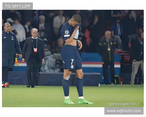 姆巴佩领衔法国队冲击世界杯冠军新征程展现足球天赋与团队精神