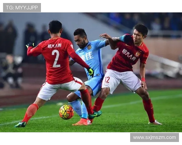 恒大足球队在2017年与韩国球队的精彩对决回顾与分析 恒大足球队在2017年与韩国球队的精彩对决回顾与分析