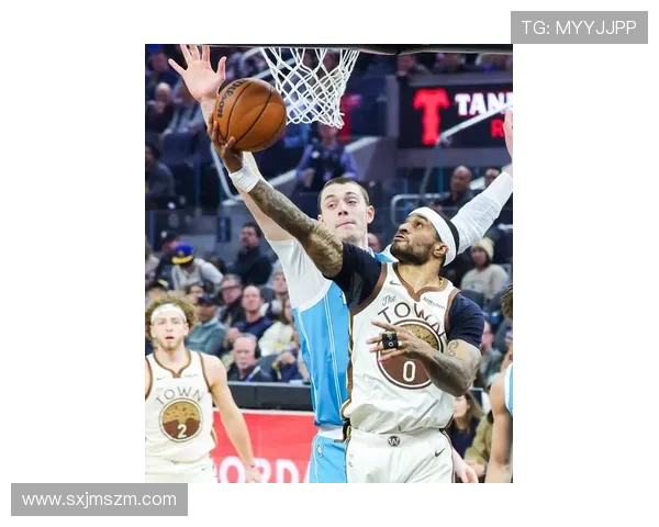 黄蜂勇士激战正酣NBA最新战况分析与精彩瞬间回顾